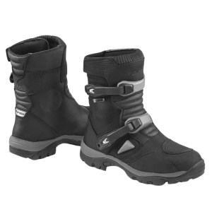 Forma Adventure Low Black Boots